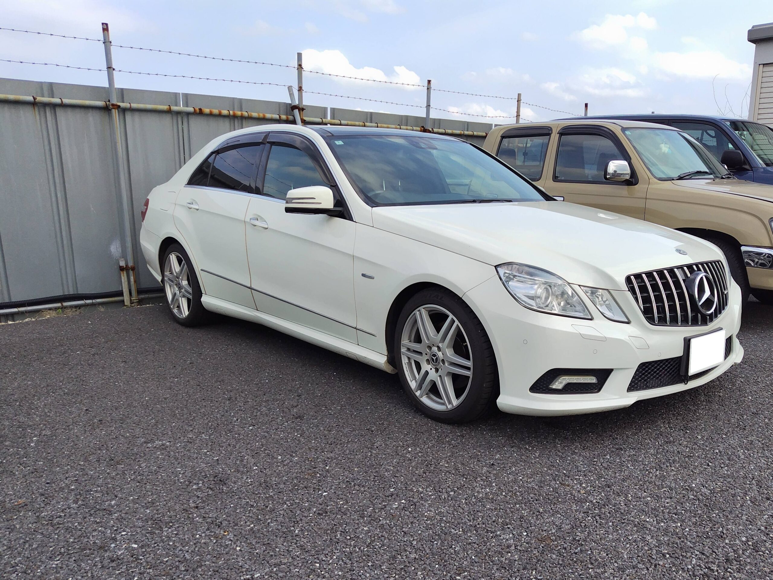 メルセデスベンツ　W212　エアコン不調の修理です。