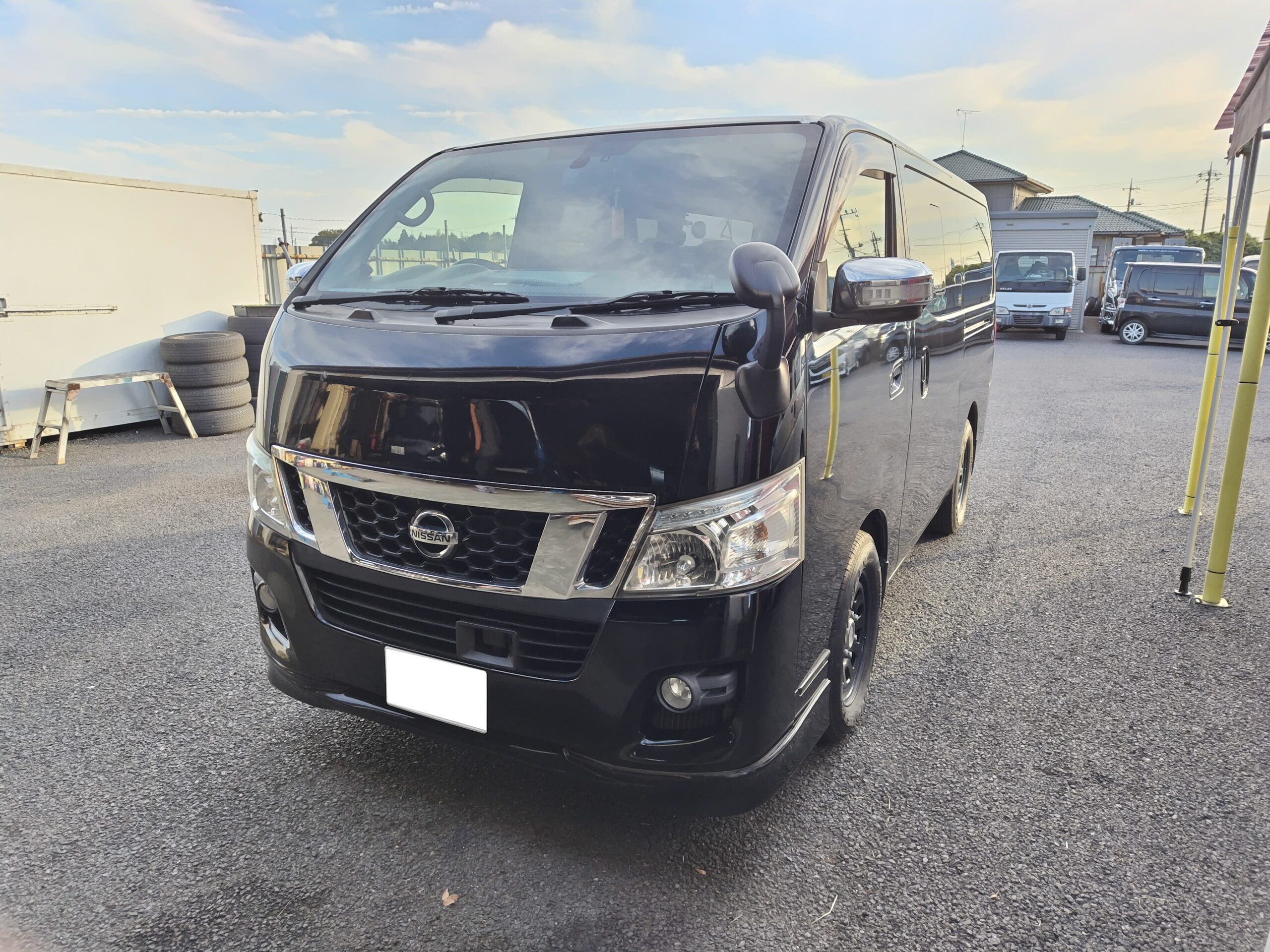 NV350　キャラバン　エアコン修理です。